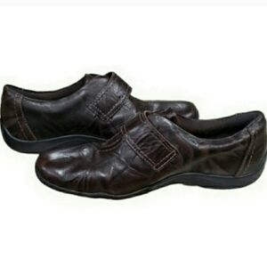 Clarks Artisan Leather Loafer Style Shoes